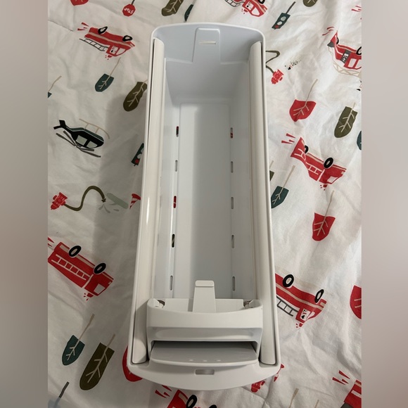 The First Years Breastmilk Freezer Storage Organizer - Picture 4 of 6